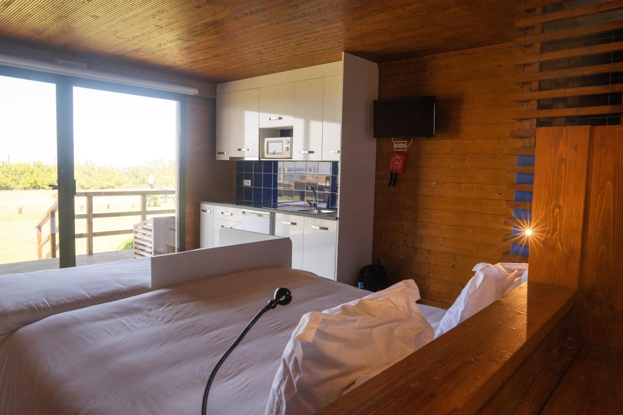 Penichepraia - Bungalows, Campers & Spa Екстериор снимка