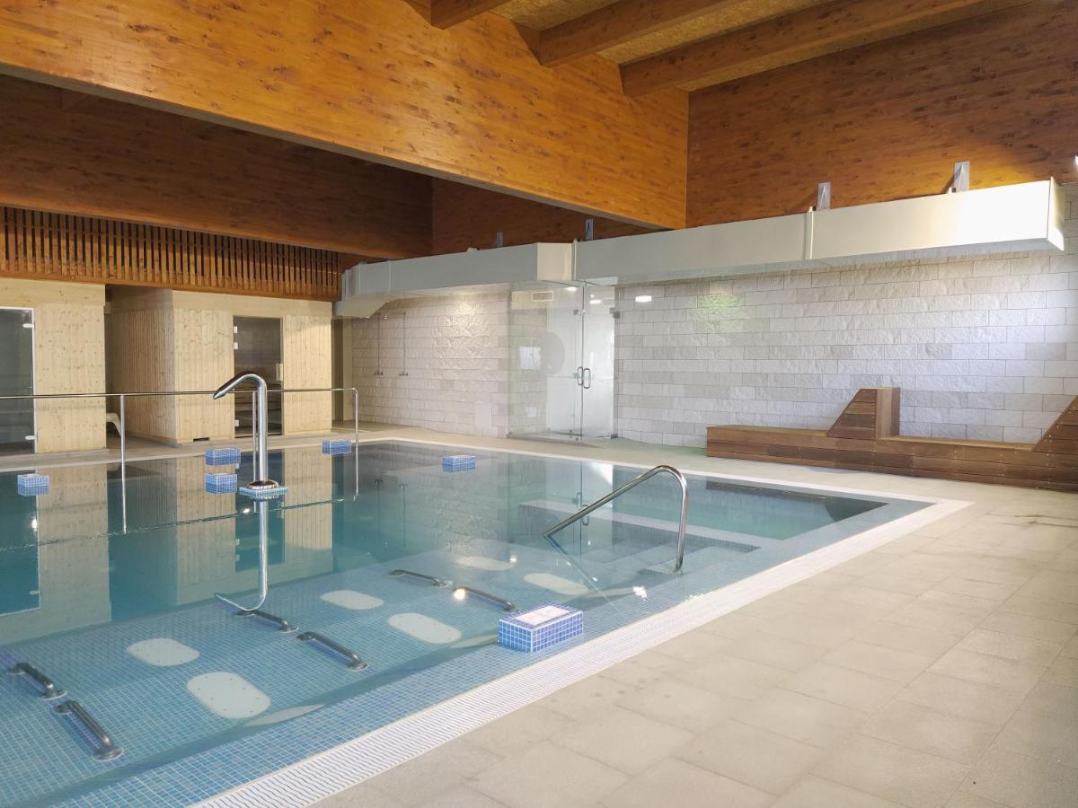 Penichepraia - Bungalows, Campers & Spa Екстериор снимка